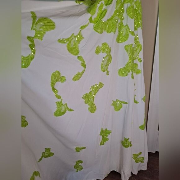 Janique Gown W1376 Size 2 Chartreuse/Ivory - Picture 7 of 8